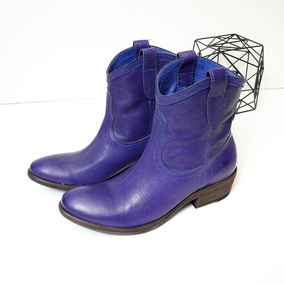 purple frye boots